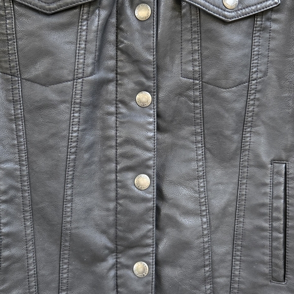 Levis Faux Leather Sherpa Lined Jacket - Picture 4 of 13